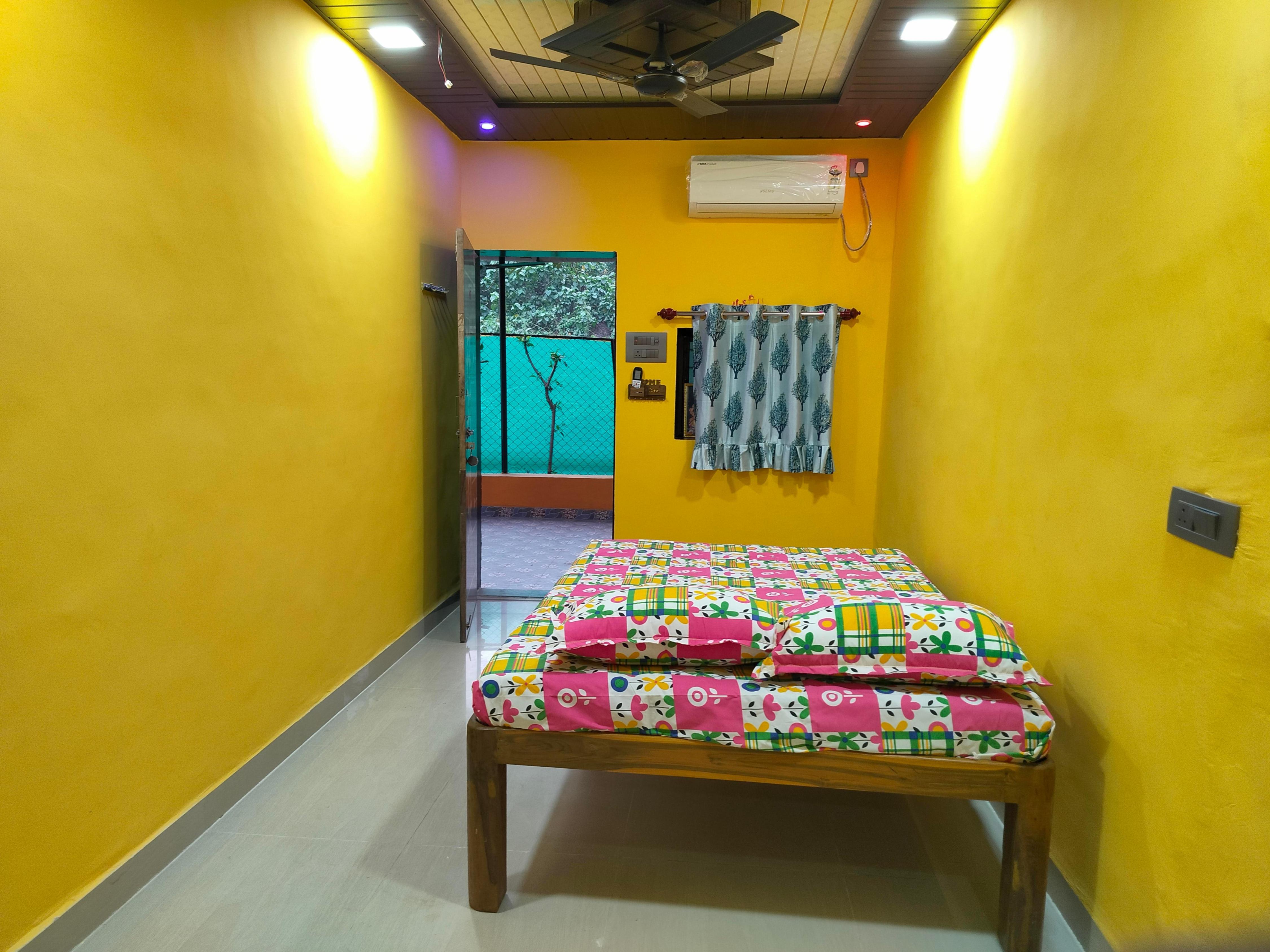 Shubhamkaroti Home Stay - Tap to explore photos