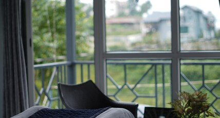 Jags-N-Kals Room Type - Bedroom 1 with Balcony with AC