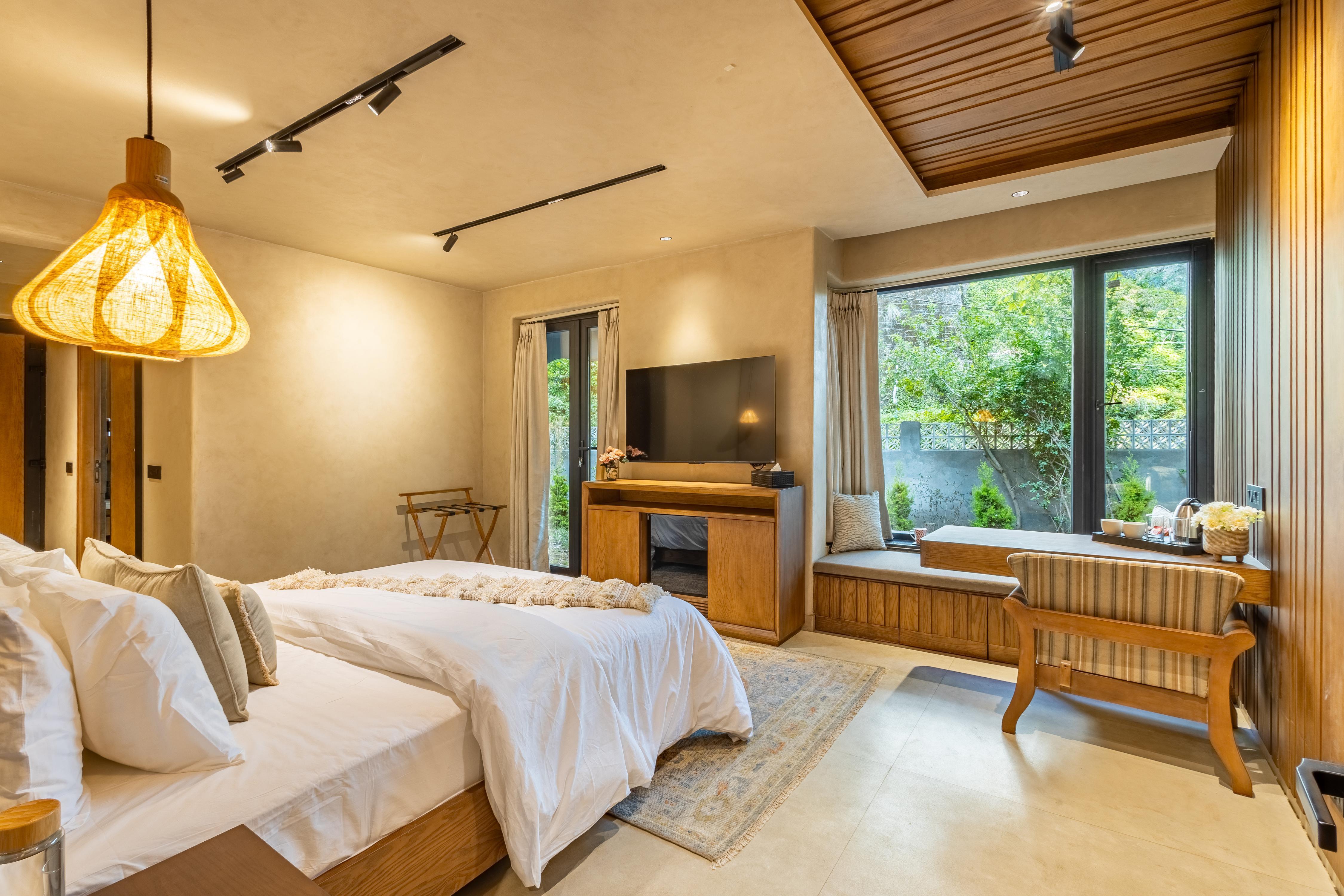 The Chestnut Grove Room Type - King Suite with pvt garden
