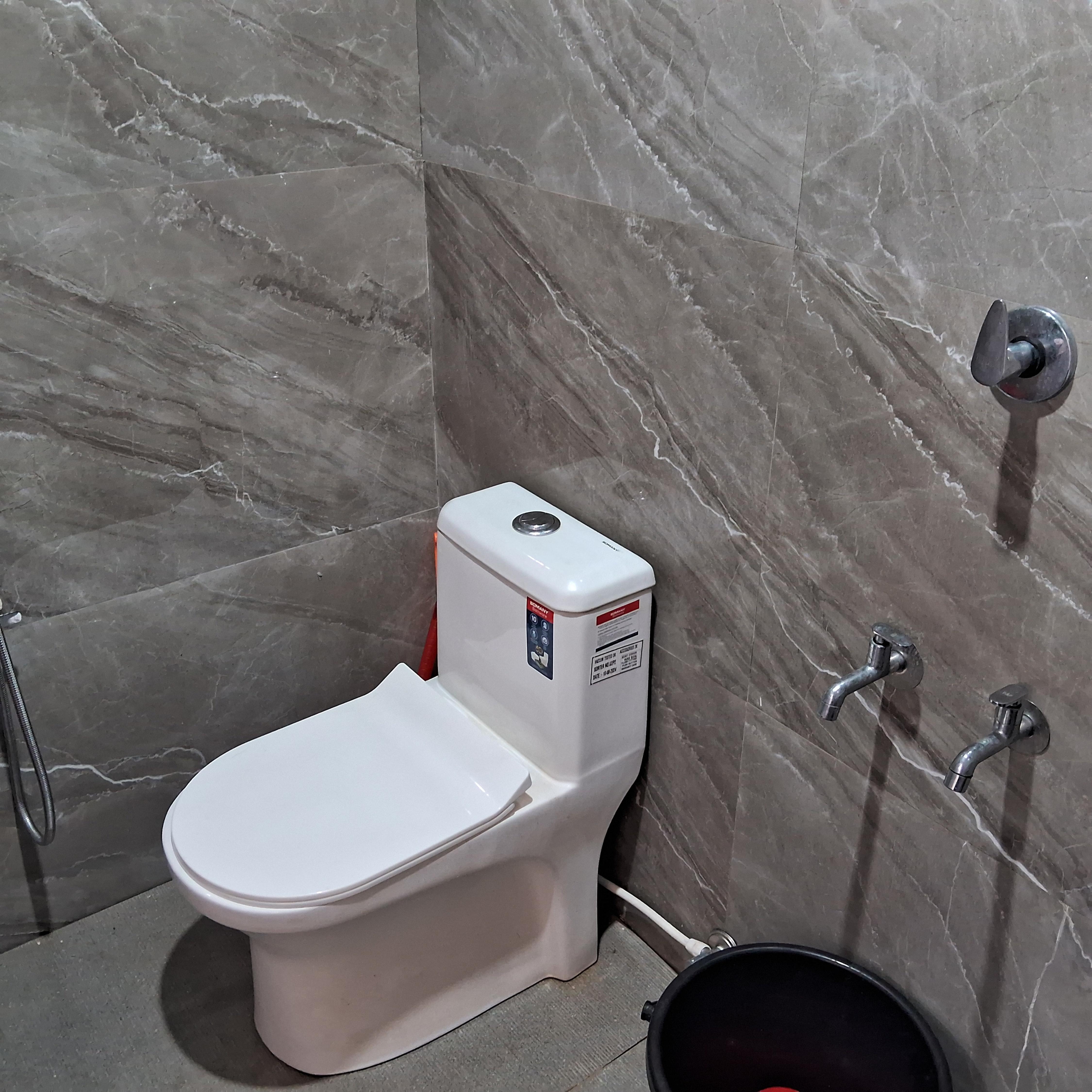 Nice Villa 4BHK - Tap to explore photos