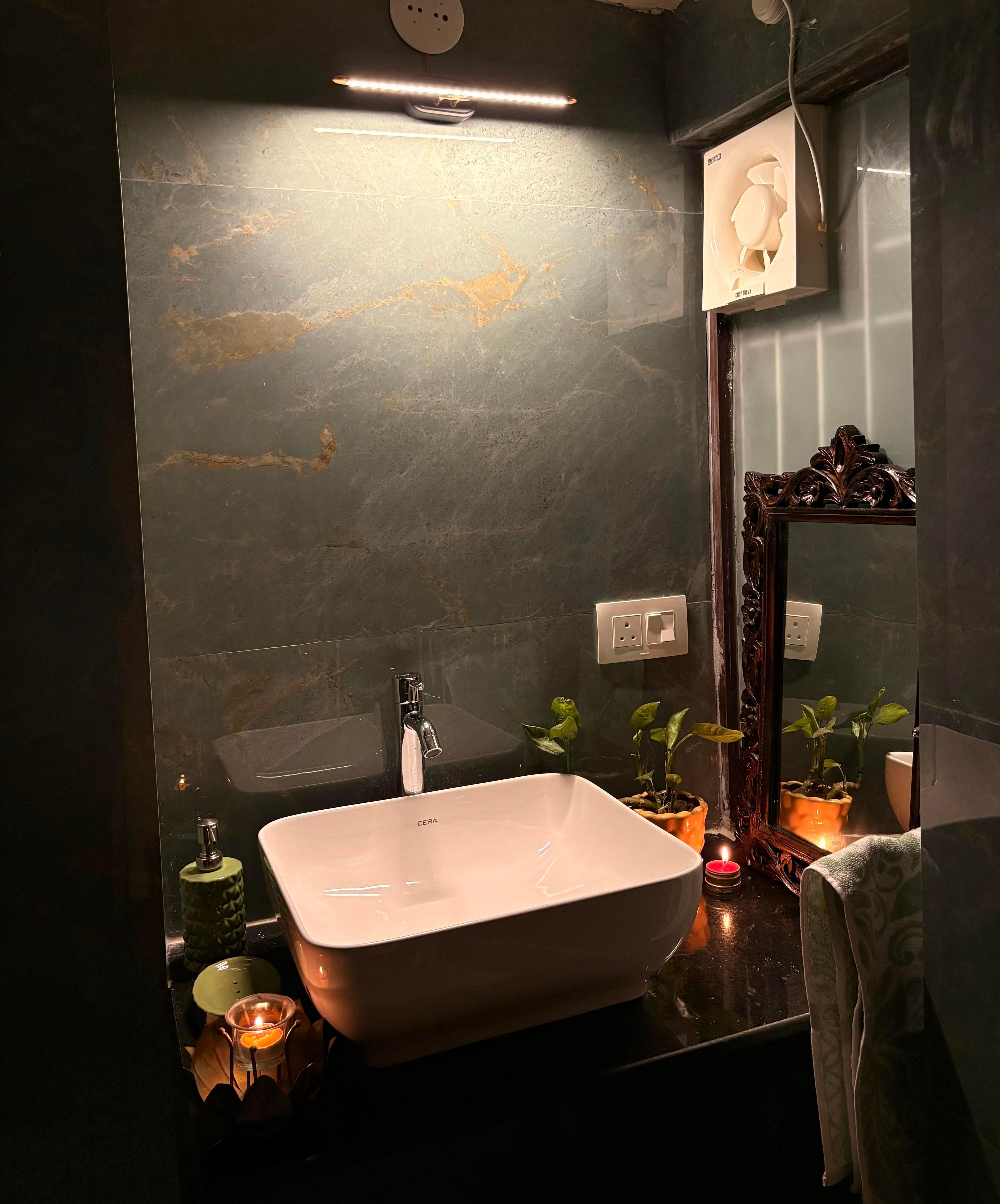 Gin & Jharokha Homestay - Tap to explore photos