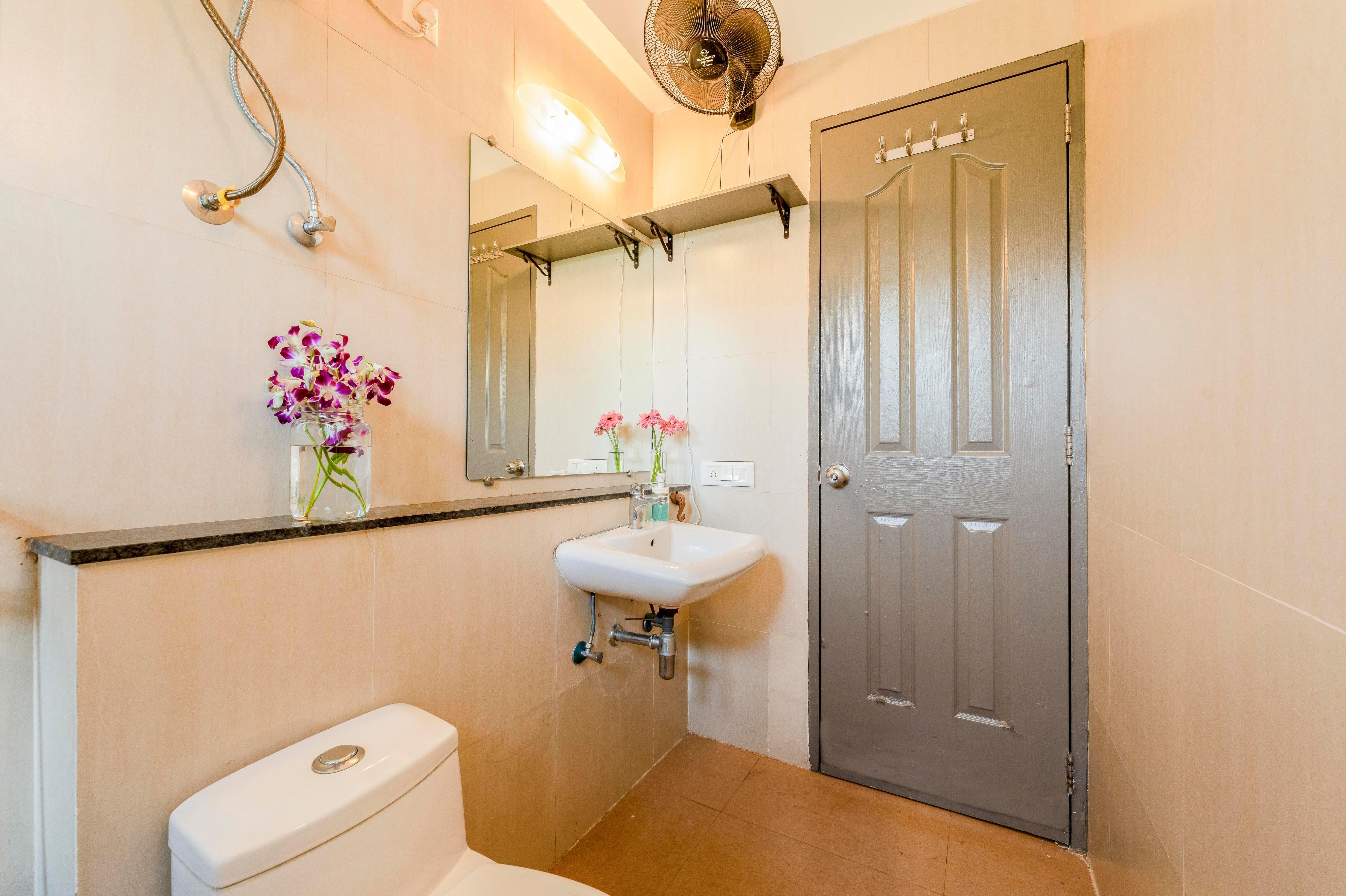 Contemporary 1BHK | nearby Anjuna - Tap to explore photos