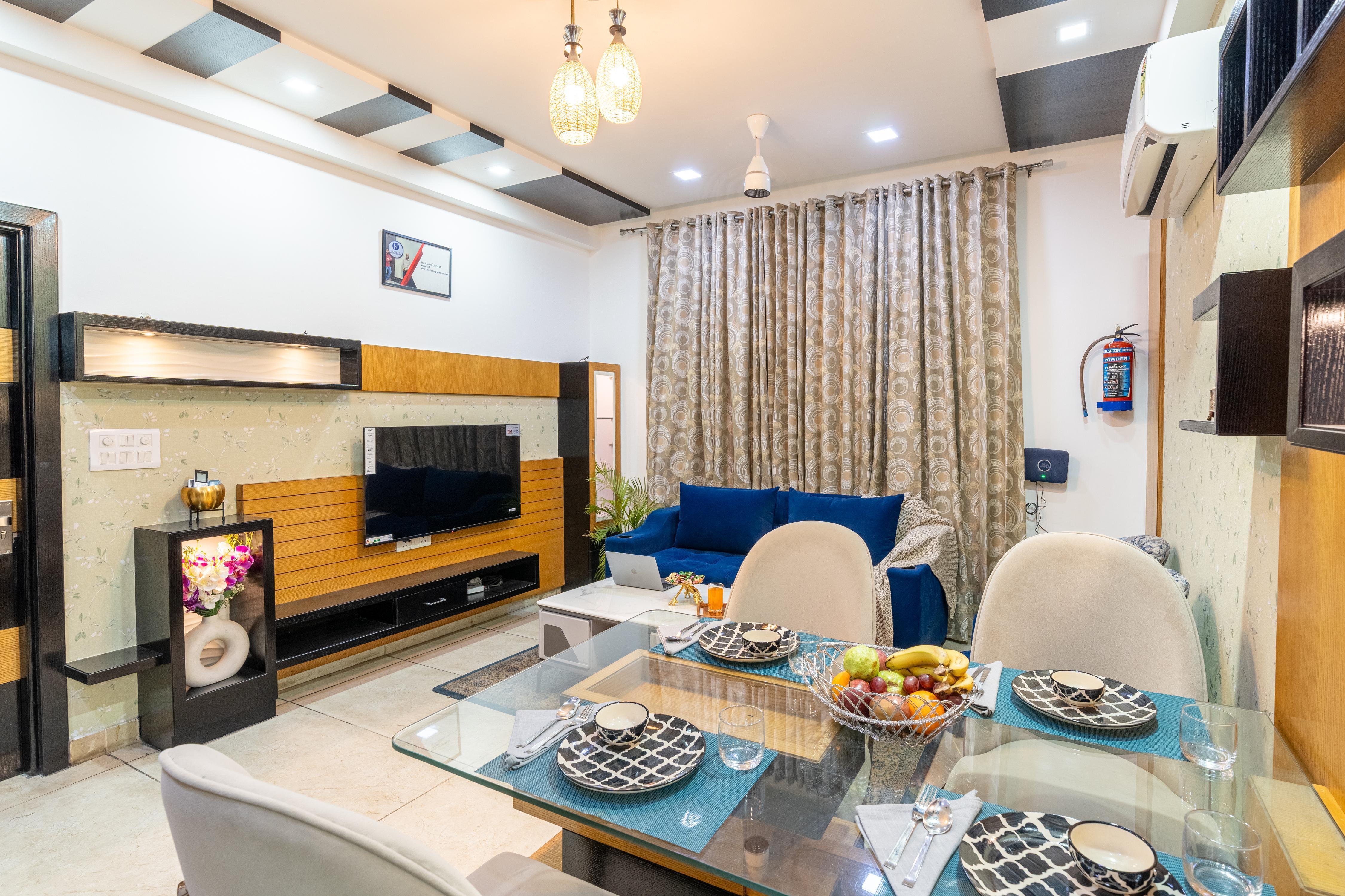 Homlee-Luxury Inn 3BHK - Tap to explore photos