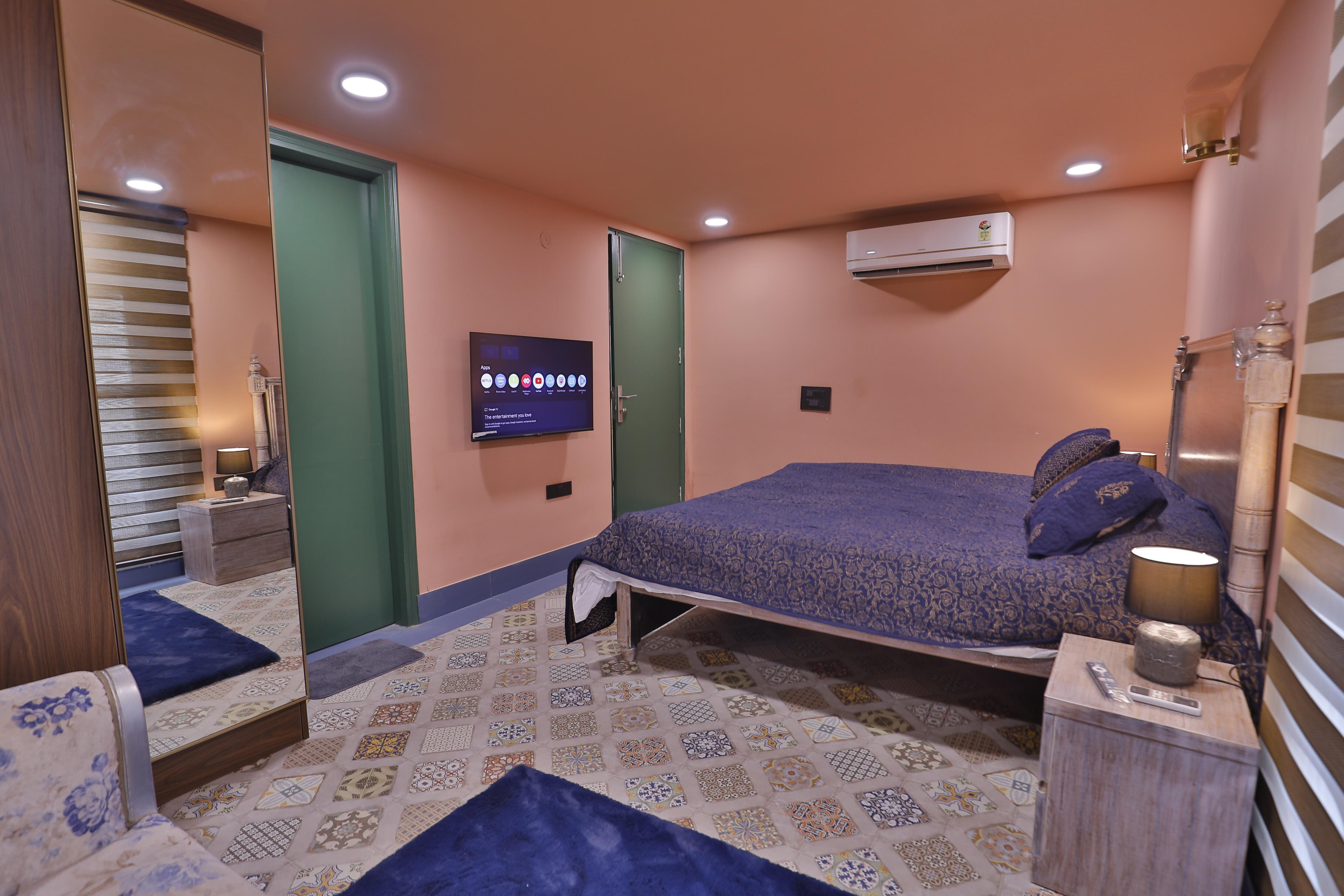Nandanam 2bhk with Terrace -Relax & Unwind in Style - Tap to explore photos