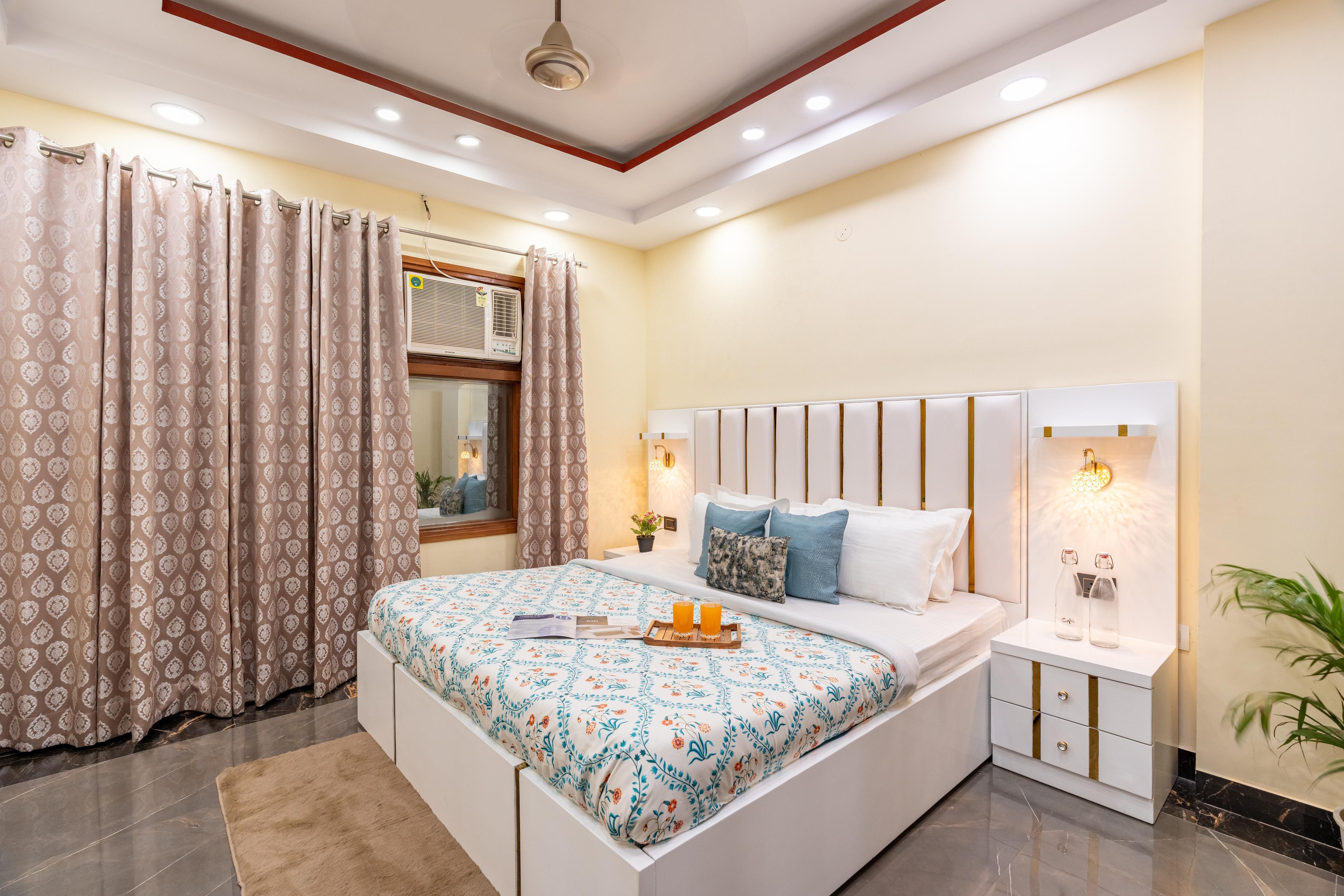 Homlee Elegance 2BHK Flat LIFT Central Delhi - Tap to explore photos