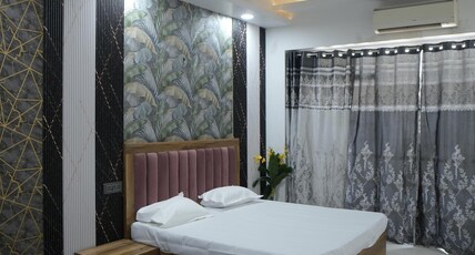 Arista Stay | Studio Apartments Room Type - Studio room With kitchenette + High Speed Internet 