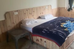 Hotel Alpine Retreat