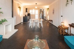 Grand Central 2BR Apartment
