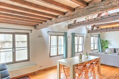 Elegant Duplex Apartment Antwerp