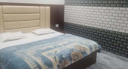 Hotel Shree Ji Inn Room Type - 107