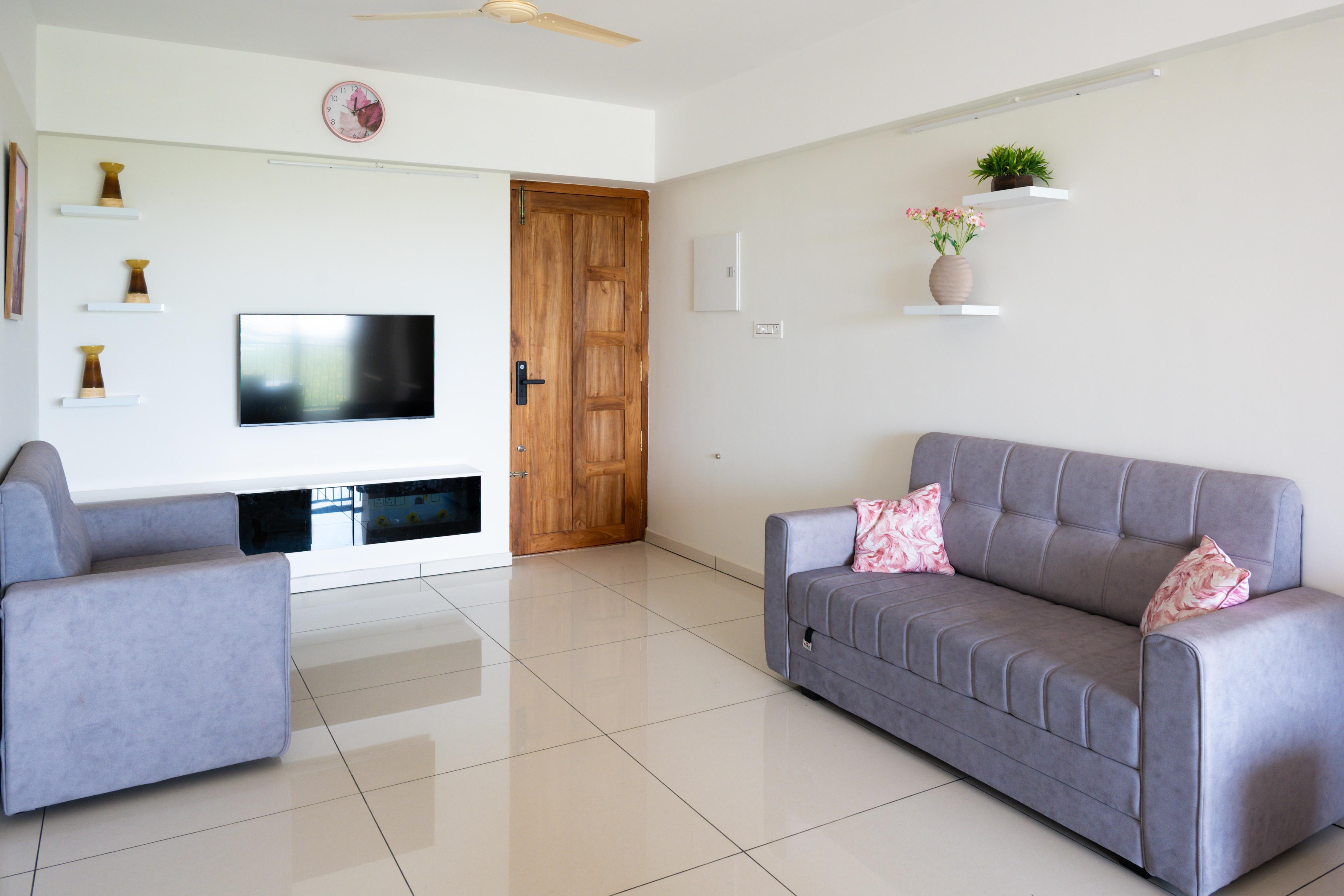 Premium 2BKH Apartment near UST & Infosys - Tap to explore photos