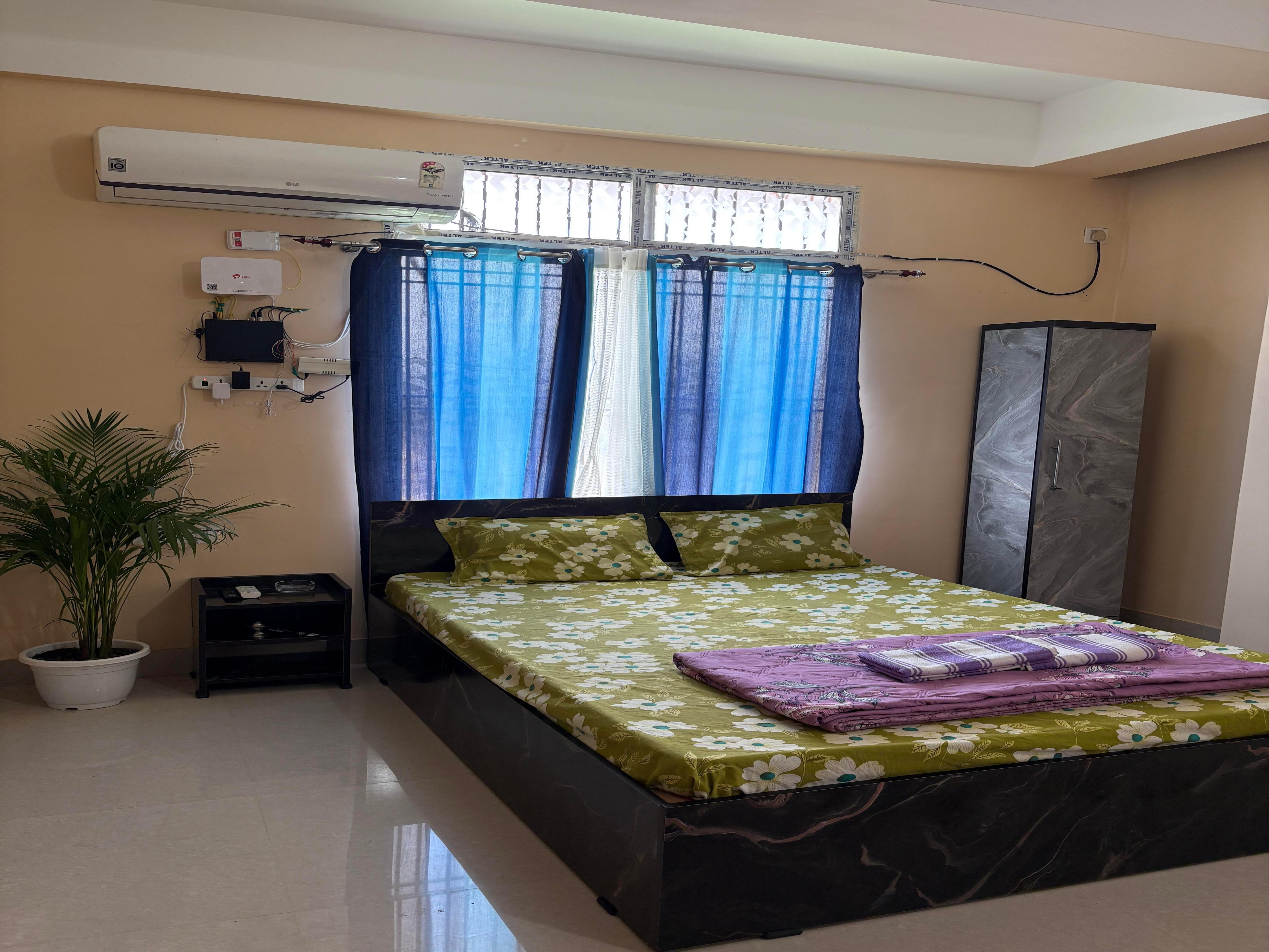 Comfort Stay Room Type - Bedroom 1