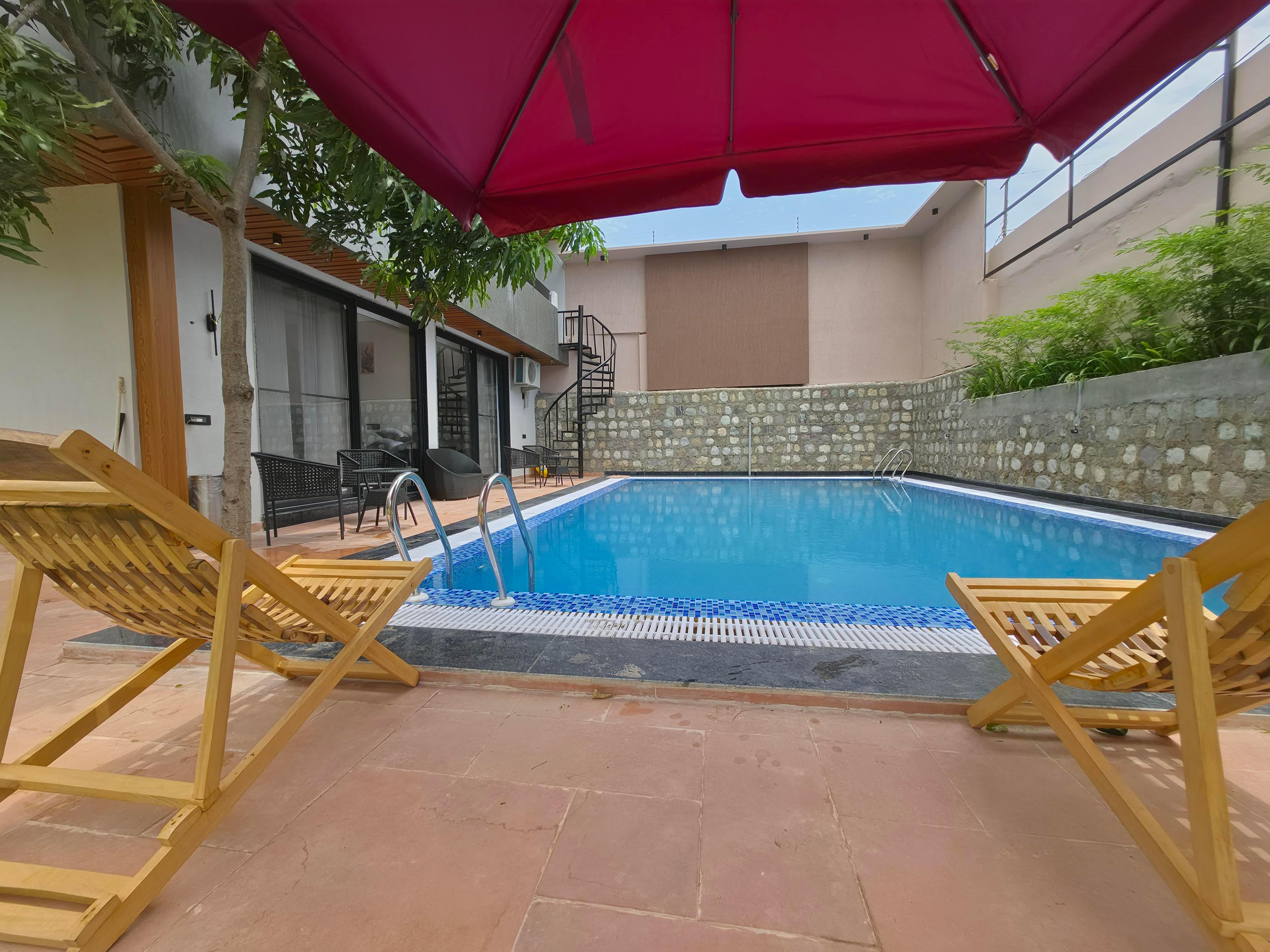 Namaya Retreat-luxury pool villa - Tap to explore photos