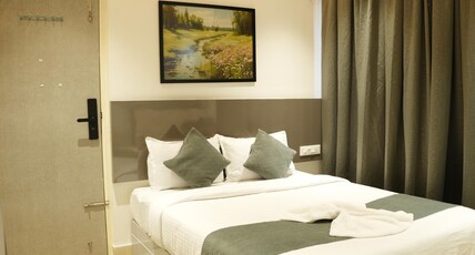 Aurelia INN, JP Nagar Room Type - Deluxe Studio Room