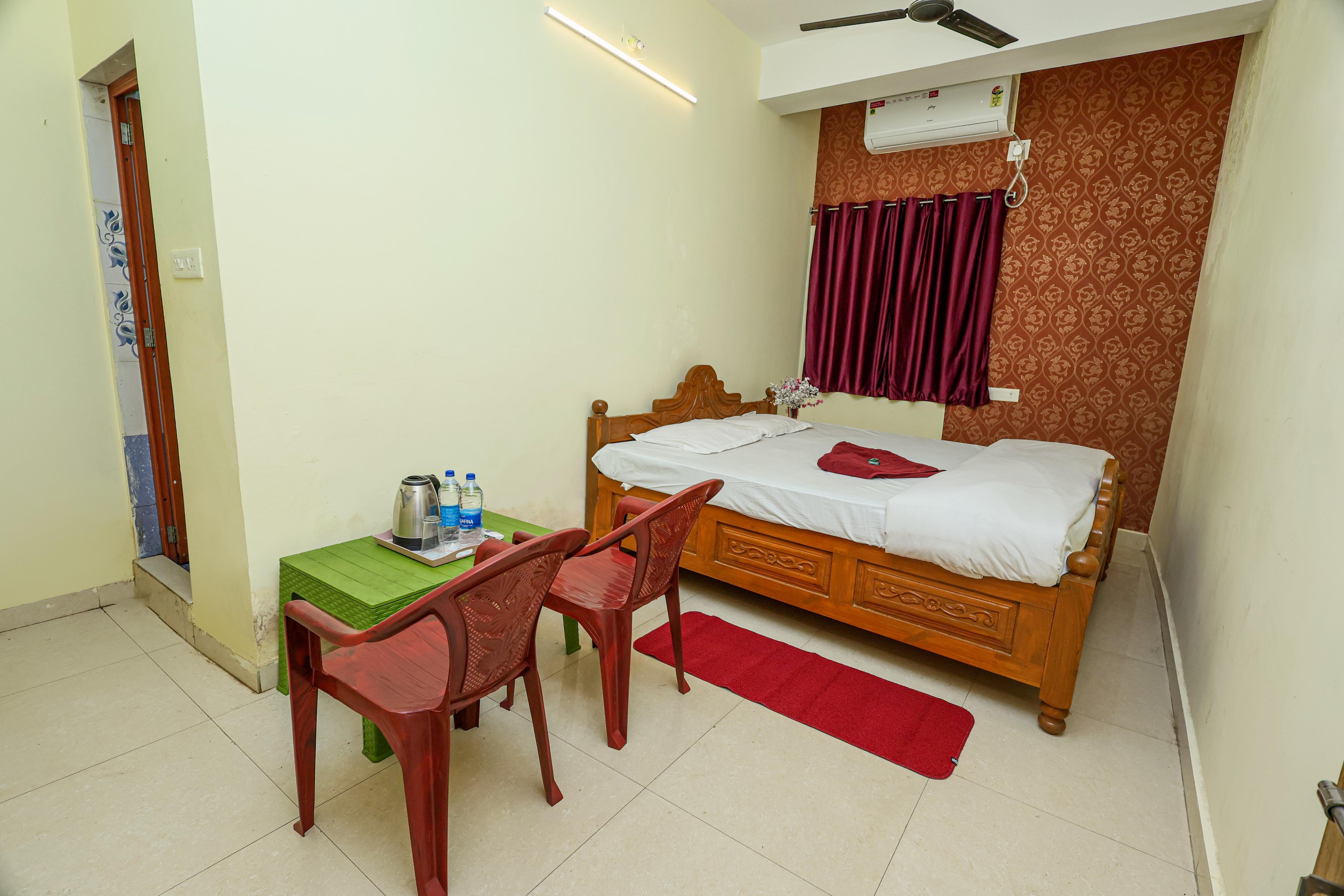 Silver Residency Room Type - Classic Room