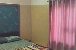 RAJWADA HOTEL & CAFE SALASAR