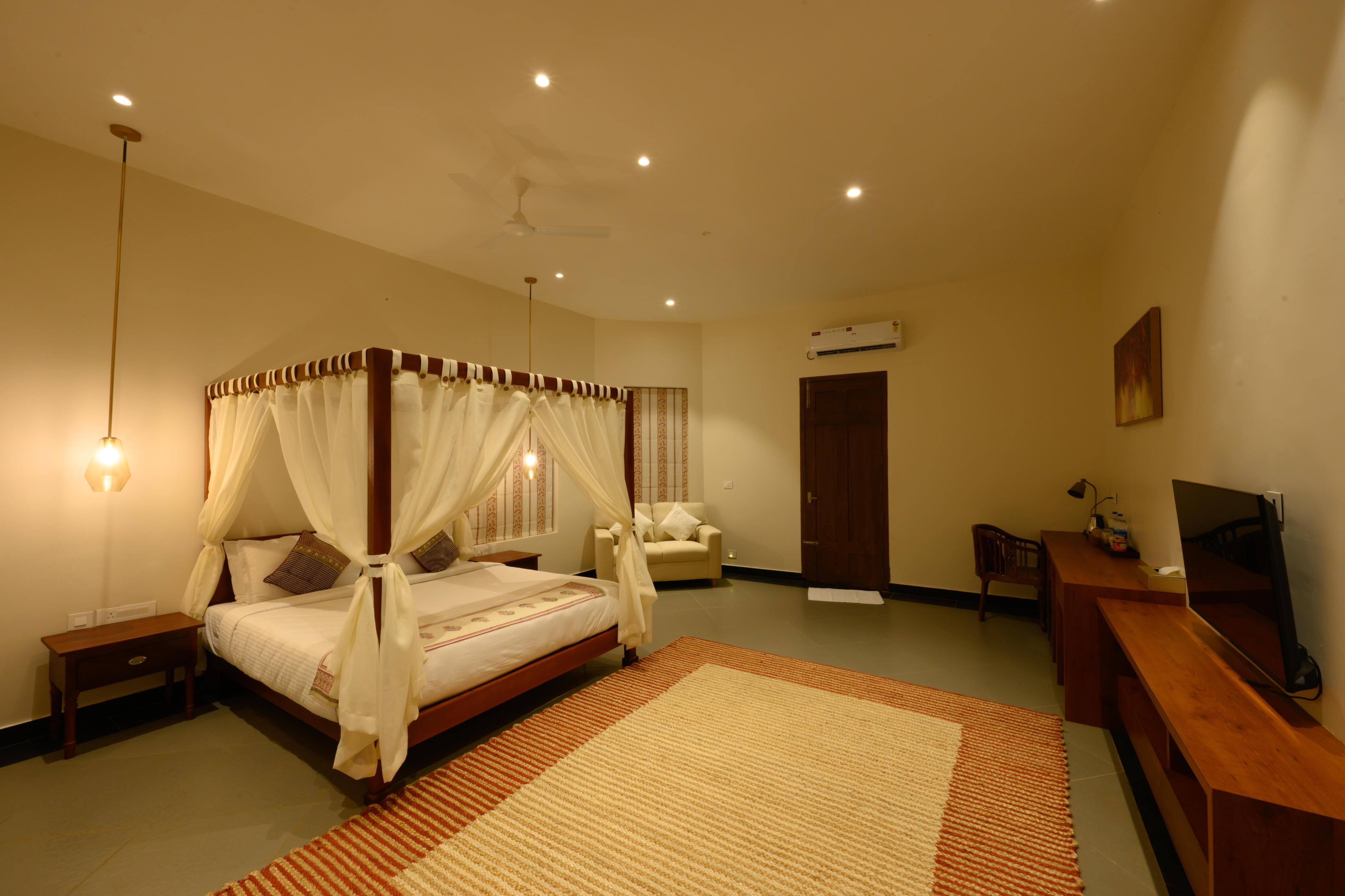 Nine Pines Luxury Resort Kuttikkanam - Tap to explore photos